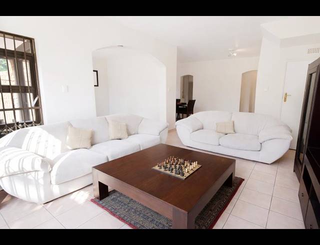 3 BEDROOM TOWNHOUSE FOR SALE IN BEDFORD PARK